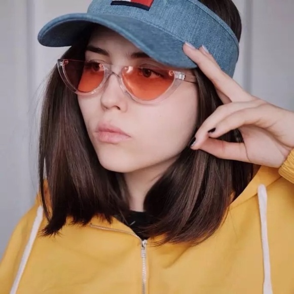 "90210" (CLOSING CLOSET SALE) - Picture 2 of 7